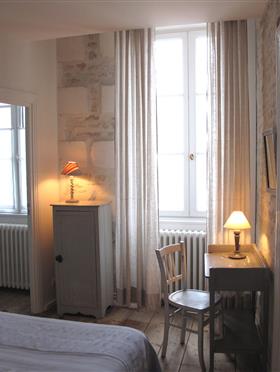 Stay in a classic room Ile de Ré - Hôtel le Sénéchal