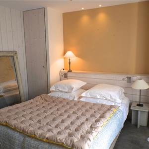 Spacious and bright room - Hotel 3 * Le Senechal Ile de Re