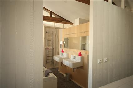 Tower loft bathroom - Hôtel le Sénéchal