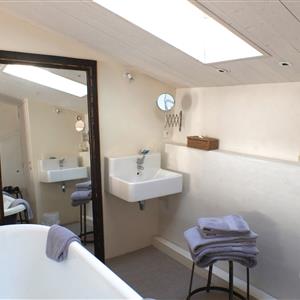 House with bathroom Hotel Sénéchal Charente Maritime
