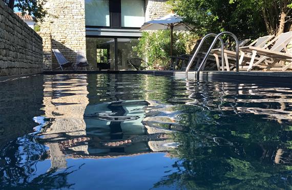 villa victoire ars en re pool renting